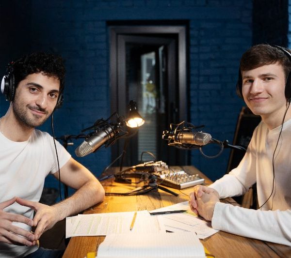 Por que Criar um Podcast para sua Web Rádio: Vantagens e Dicas